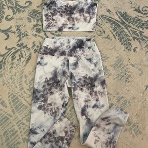 Leggings and sports bra set